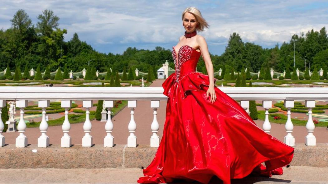Выход в свет / прокат платьев